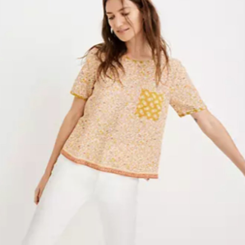 button-back pocket top in jaipur floral
